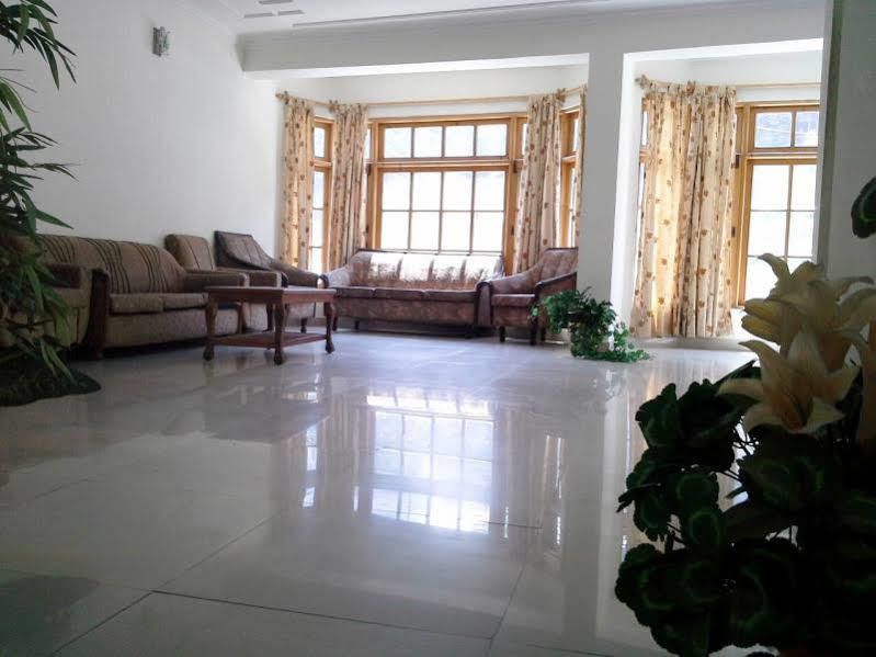 Hotel Satkar Residency - Riverside Old Manali Eksteriør bilde